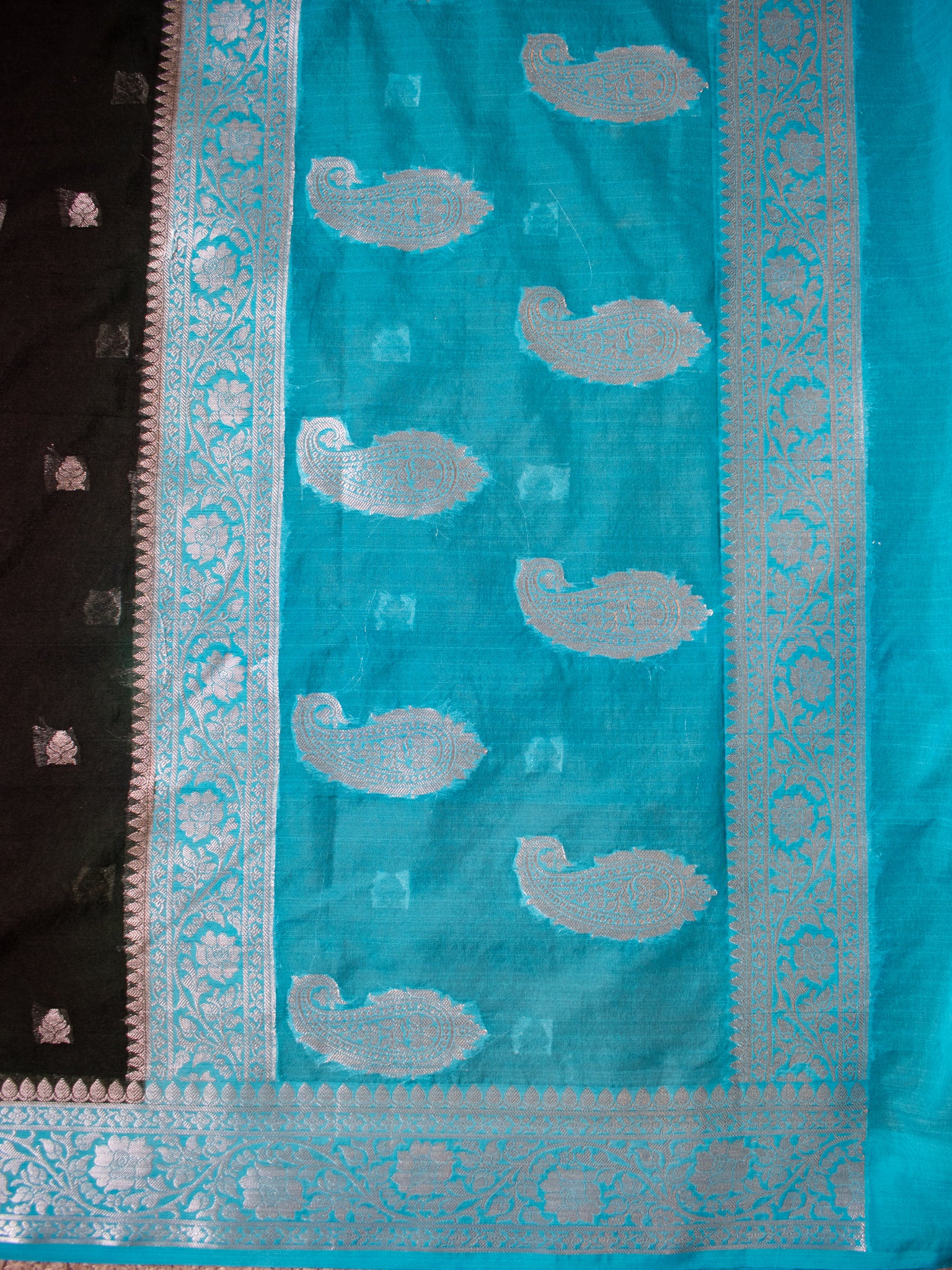 Banarasi Semi Georgette Saree With Zari Work and Border - Black