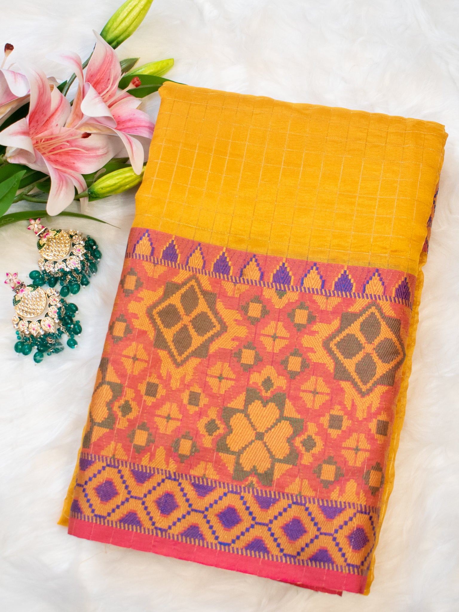 Banarasi Organza Saree With Contrast Border - Yellow