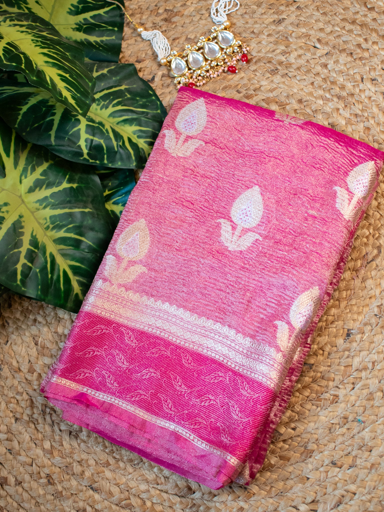 Banarasi Katan Crushed Tissue Saree With Border - Pink