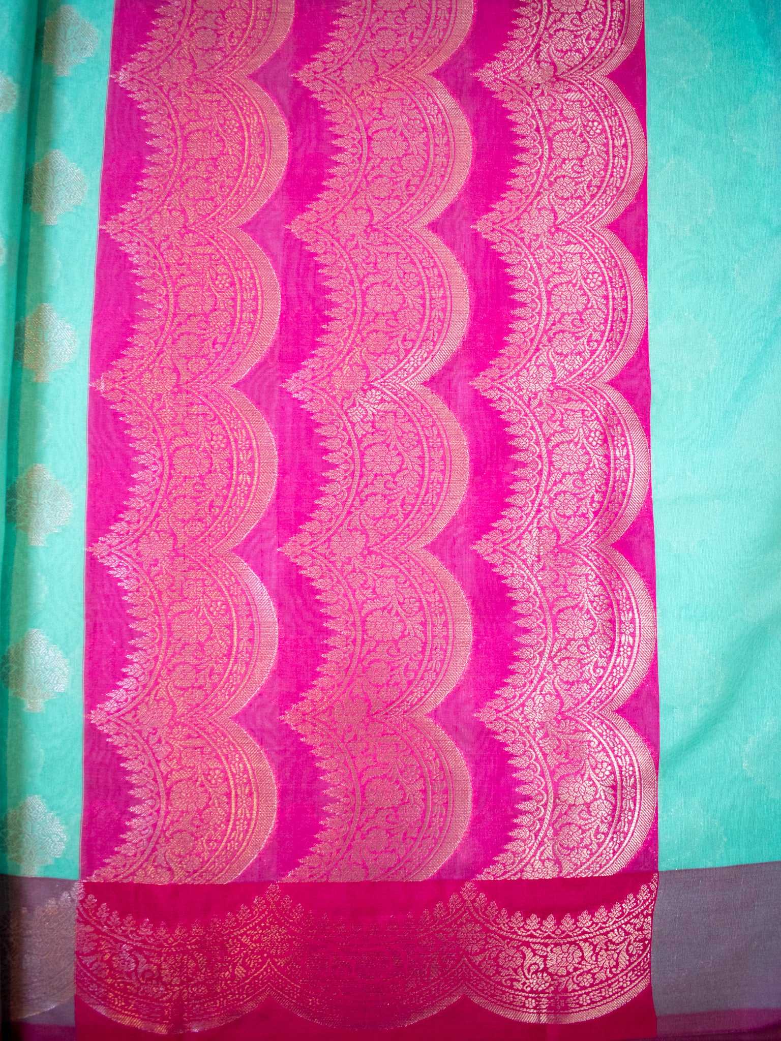 Banarasi Cotton Silk Saree With Buta & Contrast Border- Blue