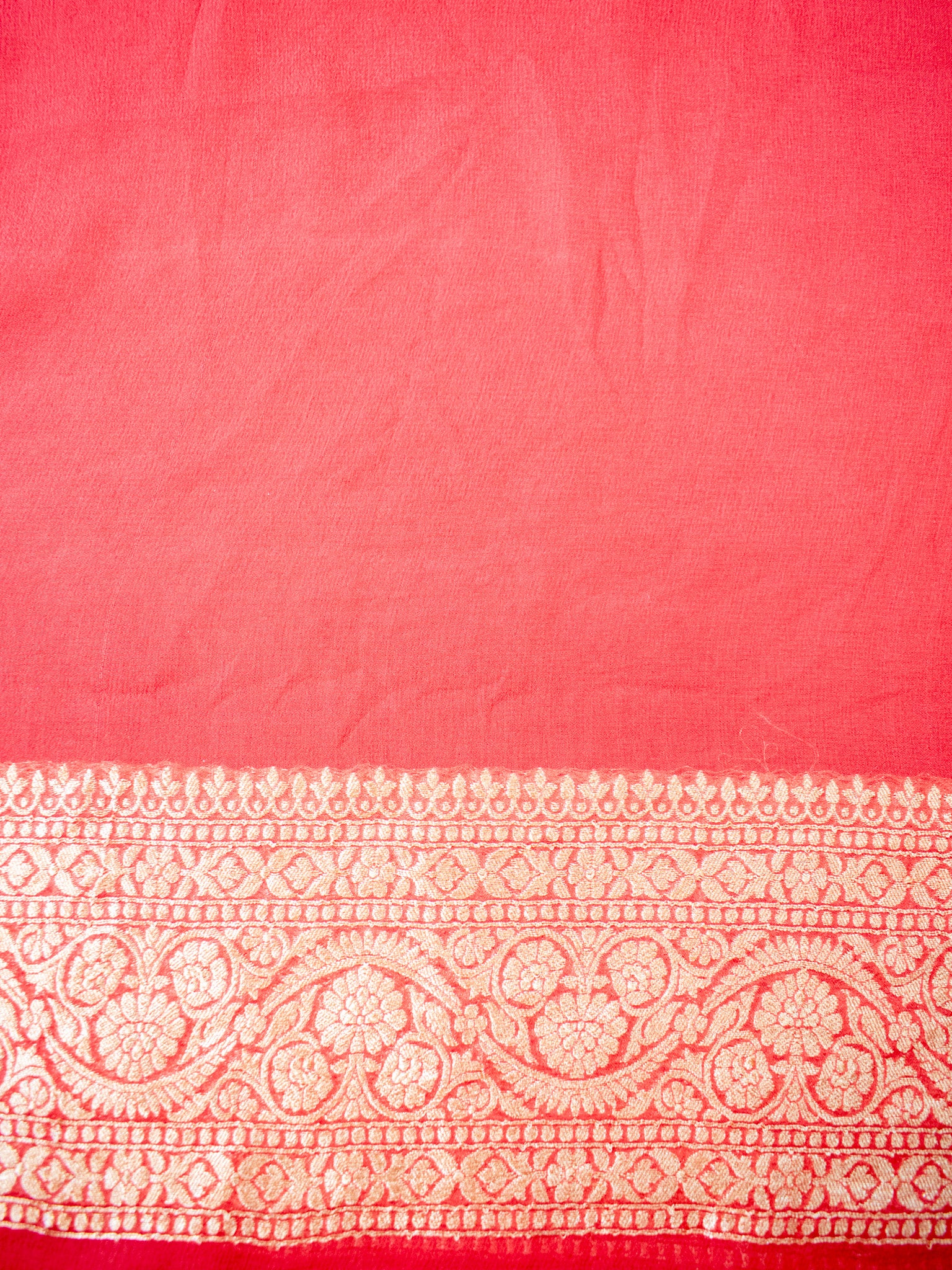Banaras Pure Georgette Saree With Resham Floral Weaving- Peach