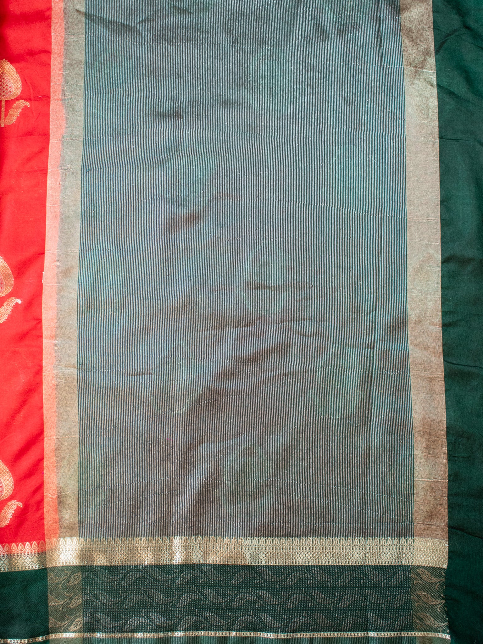 Banarasi Semi Silk Saree With Floral Zari Weaving & Contrast Border - Red