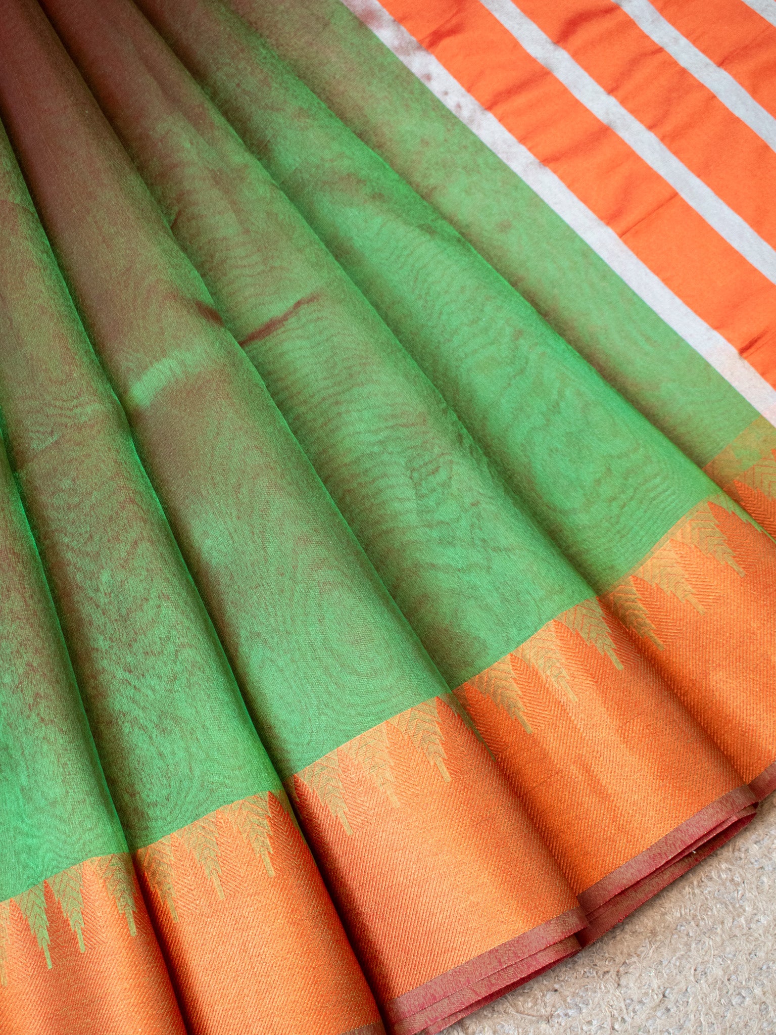 Banarasi Plain Shaded Tissue Saree With Zari Border - Green
