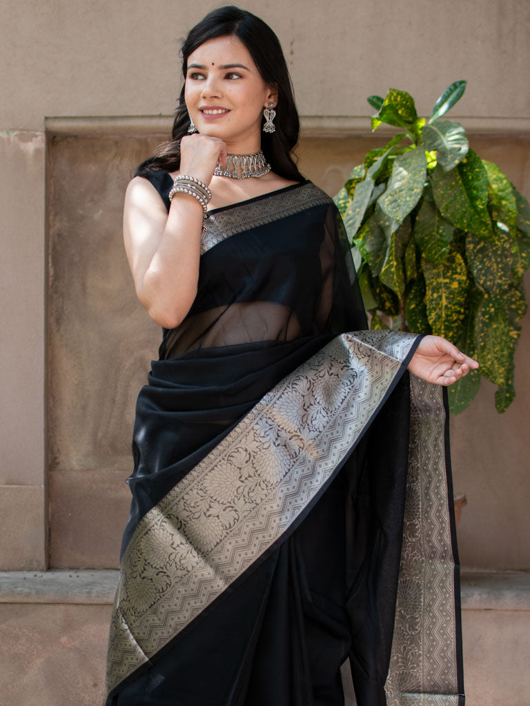 Banarasi Plain Organza Saree With Antique Zari Weaving-Black