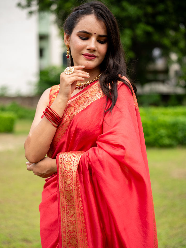 Banarasi Handwoven Plain Pure Dupion Silk Saree-Red