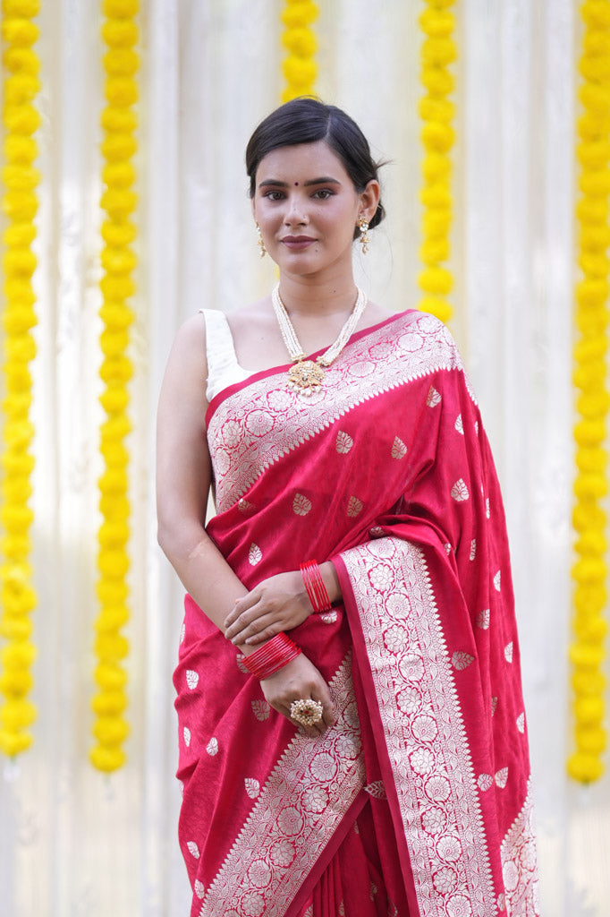 Banarasi Art Katan Silk Saree With Zari Buti Weaving & Tanchoi Weaving-Red