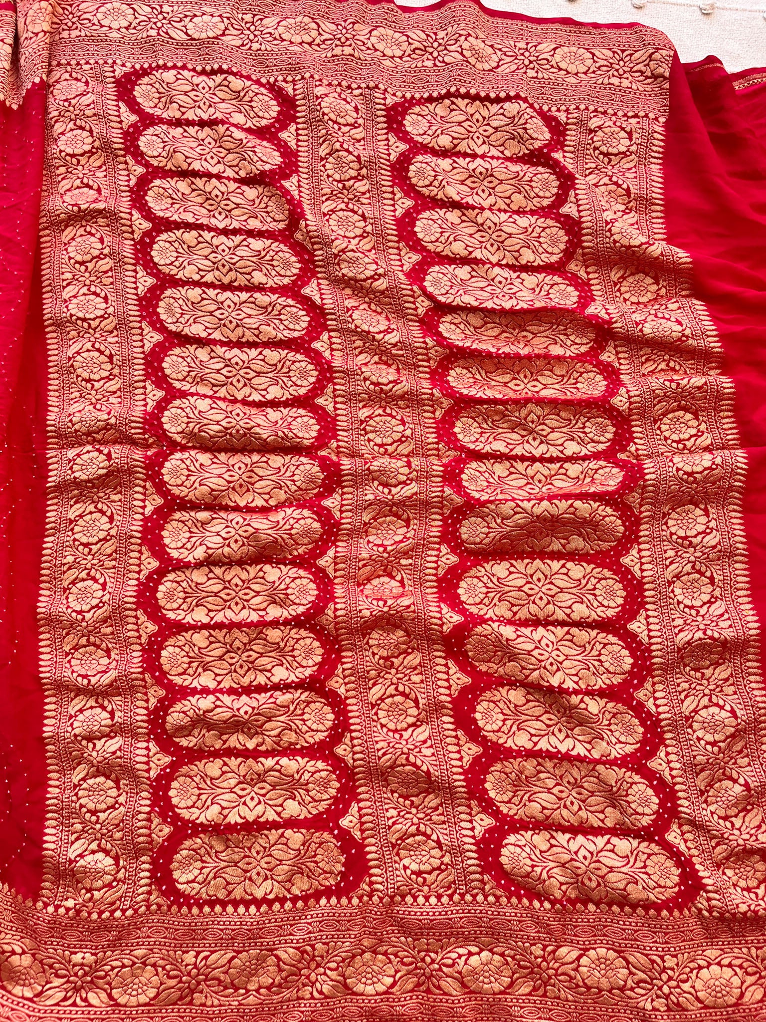Shaded Pink handloom Pure Banarasi Georgette Rai Bandhej Saree