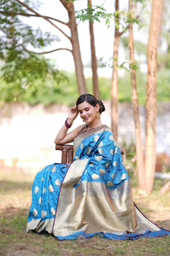 Banarasi Art Katan Silk Saree With Zari Buta Weaving & Tanchoi Weaving-Blue