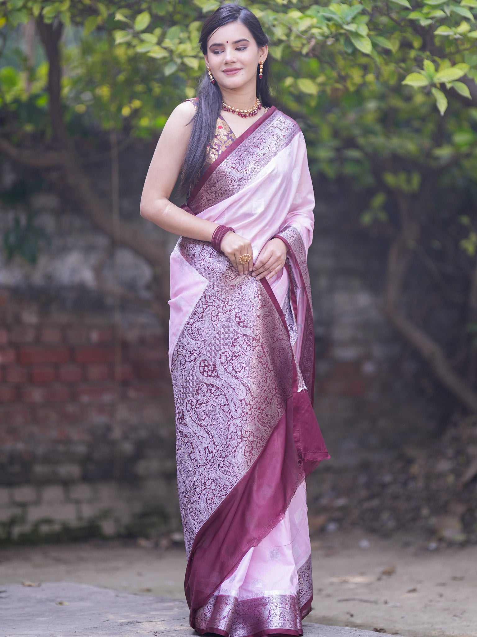 Banarasi Semi Chiffon Saree With Silver Zari Buti Weaving & Contrast Border-Lavender