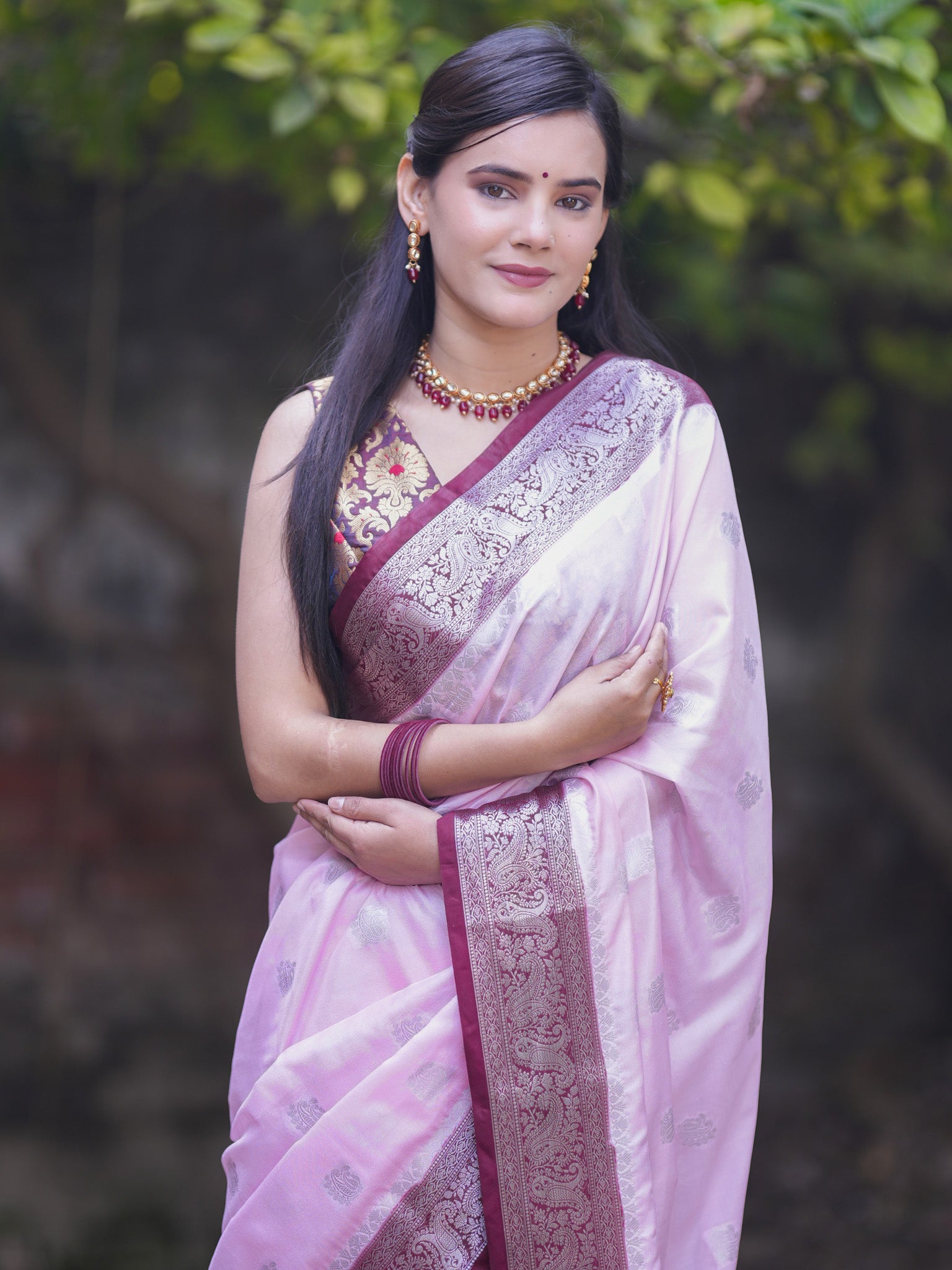 Banarasi Semi Chiffon Saree With Silver Zari Buti Weaving & Contrast Border-Lavender