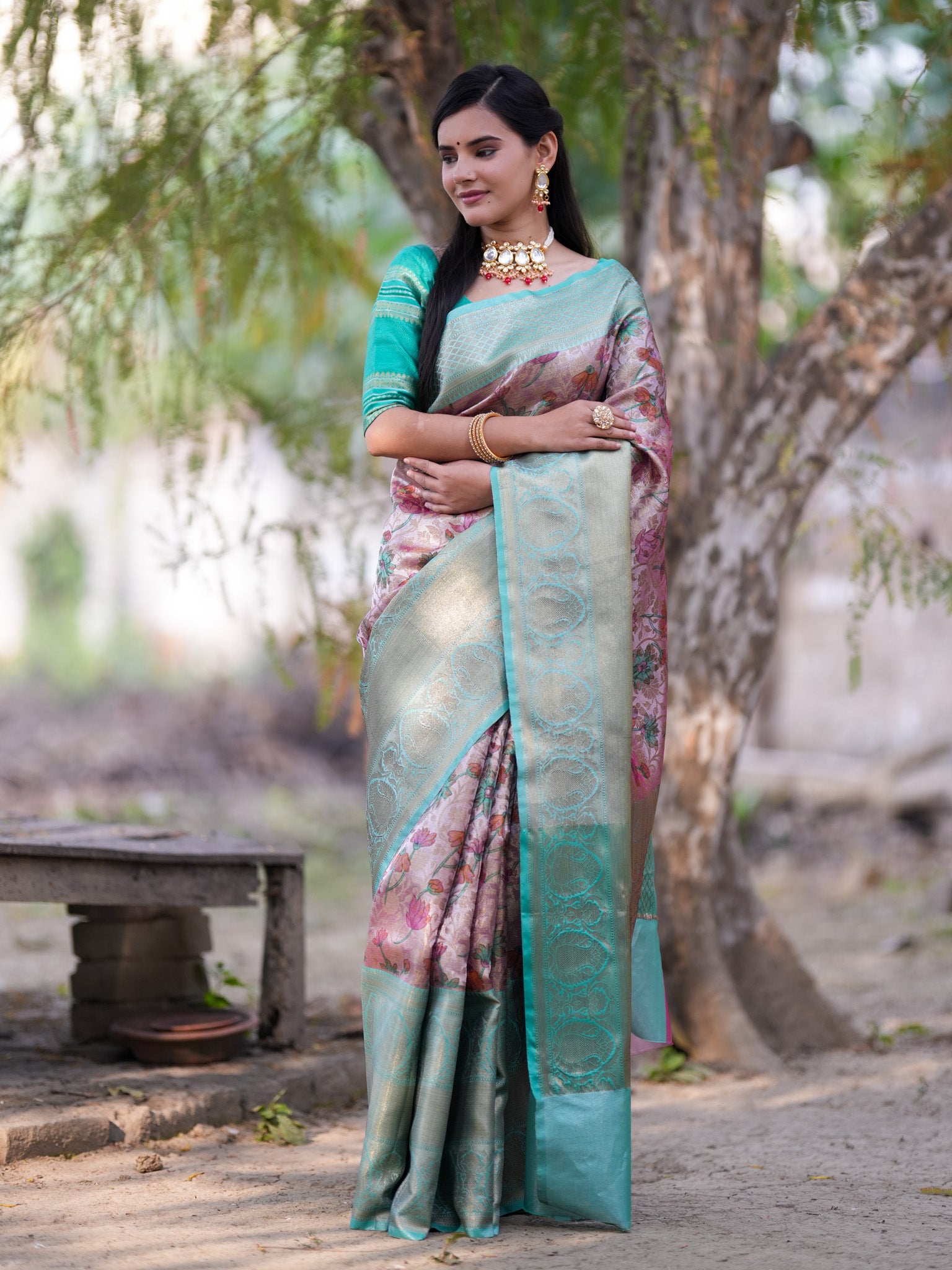 Banarasi Semi Silk Saree With Tanchoi Weaving & Contrast Border-Pink
