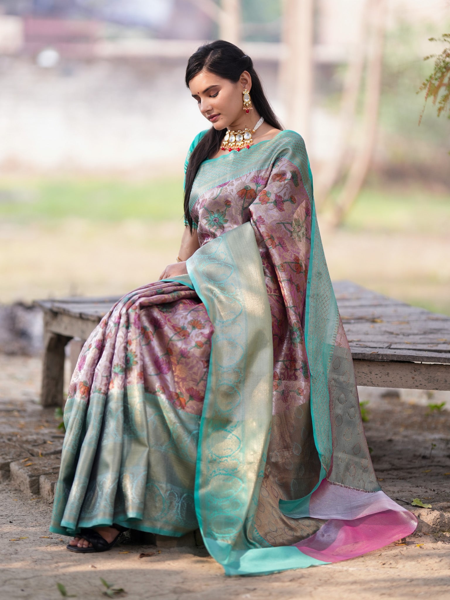 Banarasi Semi Silk Saree With Tanchoi Weaving & Contrast Border-Pink