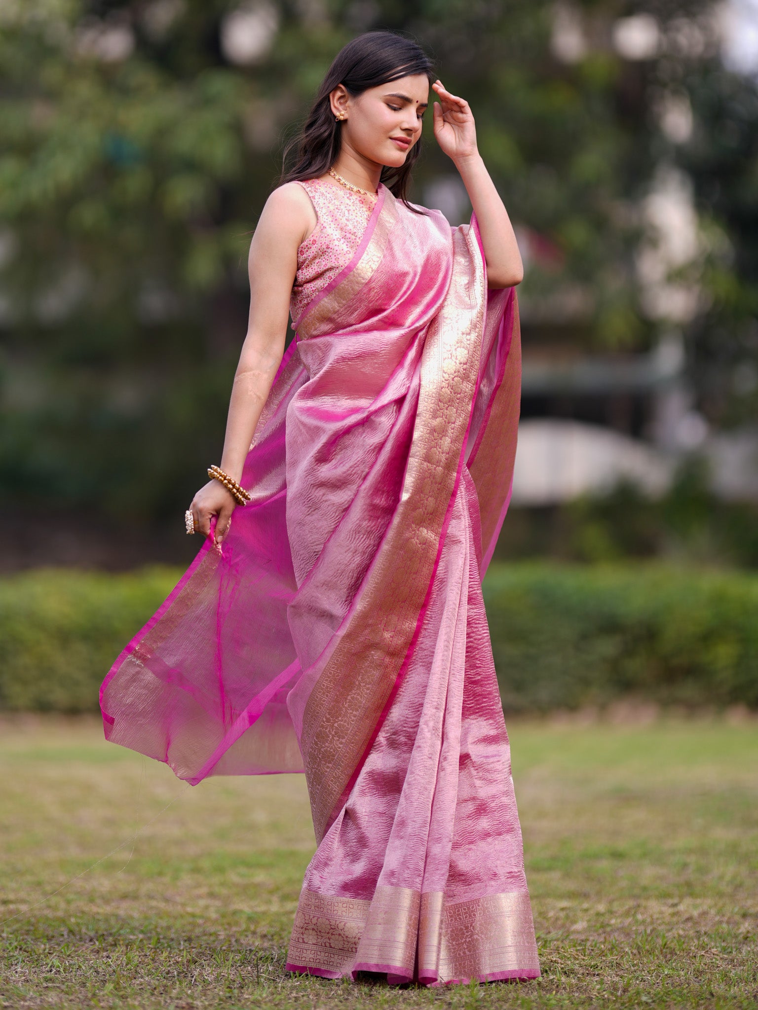 Banarasi Crushed Tissue Saree With Silver Weaving Border-Pink