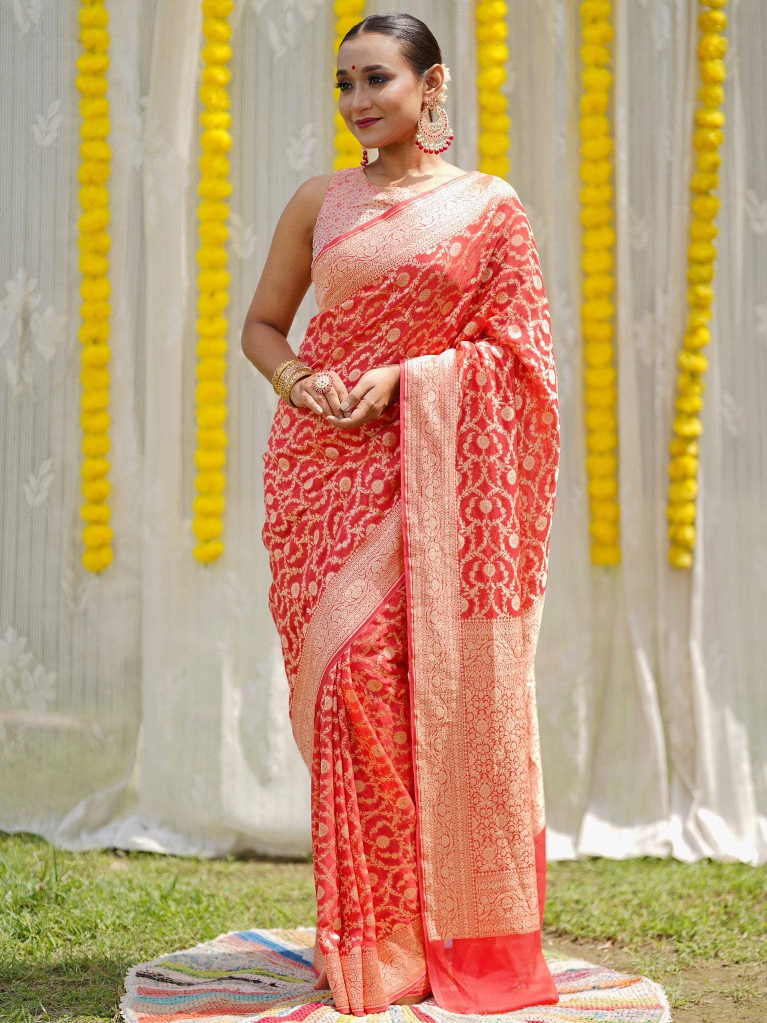Banaras Pure Georgette Saree With Resham Floral Weaving- Peach