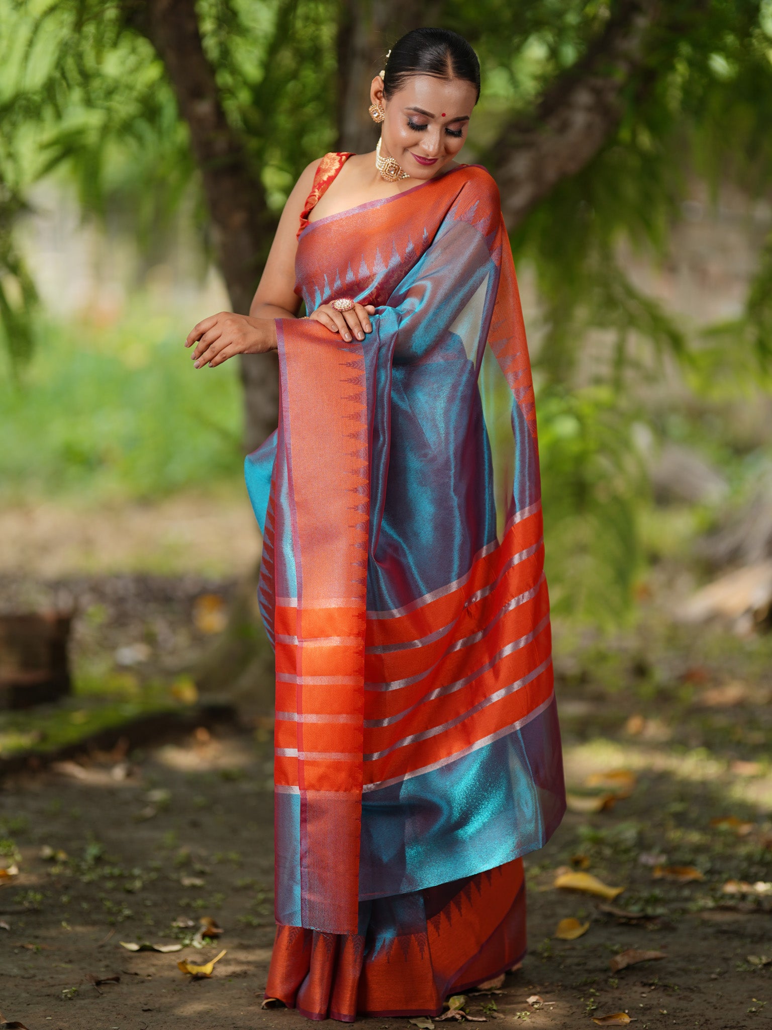 Banarasi Plain Shaded Tissue Saree With Zari Border - Blue