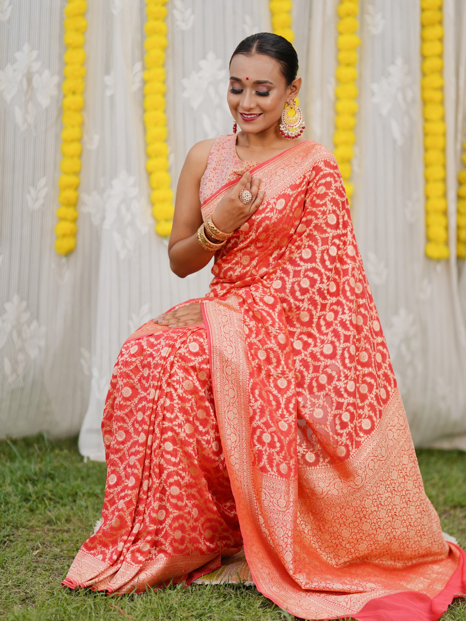 Banaras Pure Georgette Saree With Resham Floral Weaving- Peach