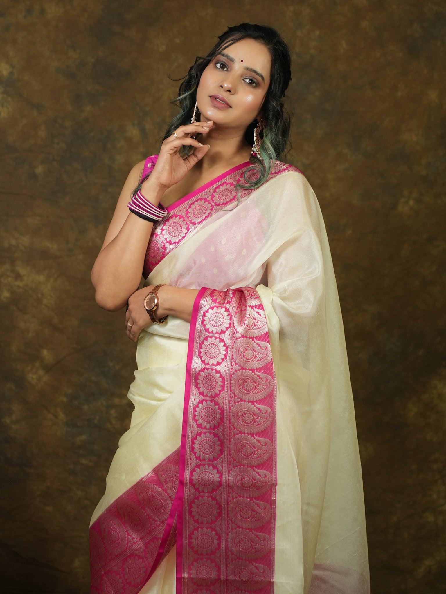 Banarasi Cotton Silk Saree With Silver Zari Weaving & Contrast Border-Off White