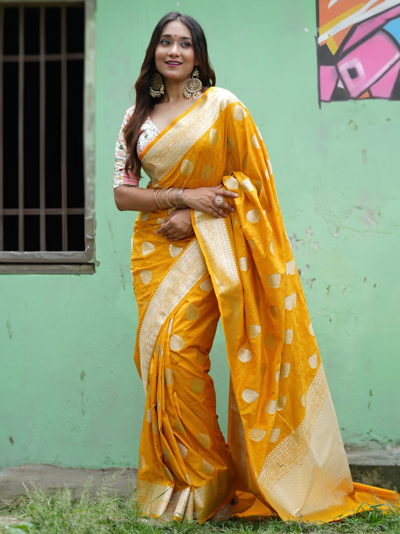 Banarasi Art Katan Silk Saree With Zari Buta Weaving & Tanchoi Weaving- Yellow