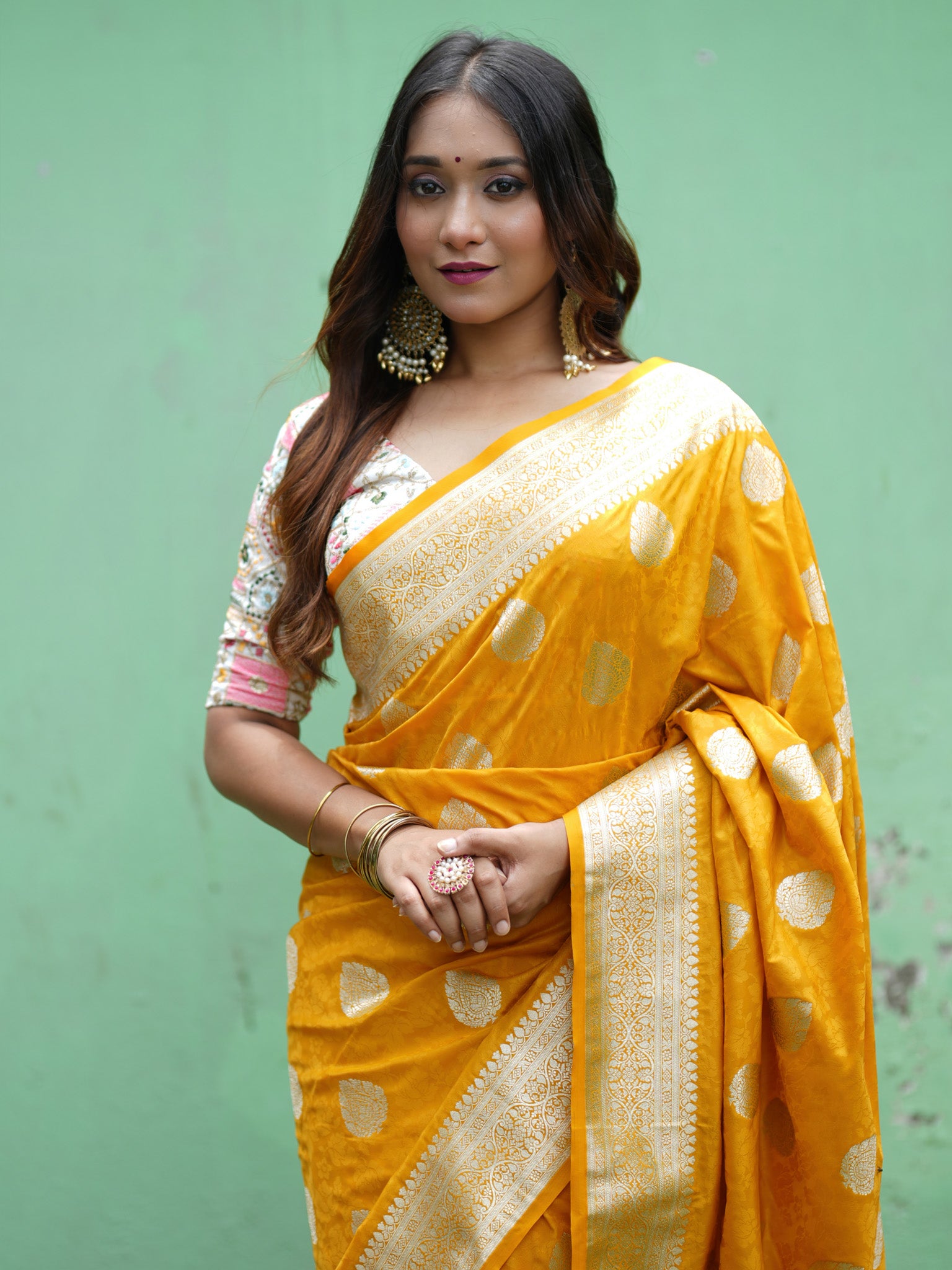 Banarasi Art Katan Silk Saree With Zari Buta Weaving & Tanchoi Weaving- Yellow