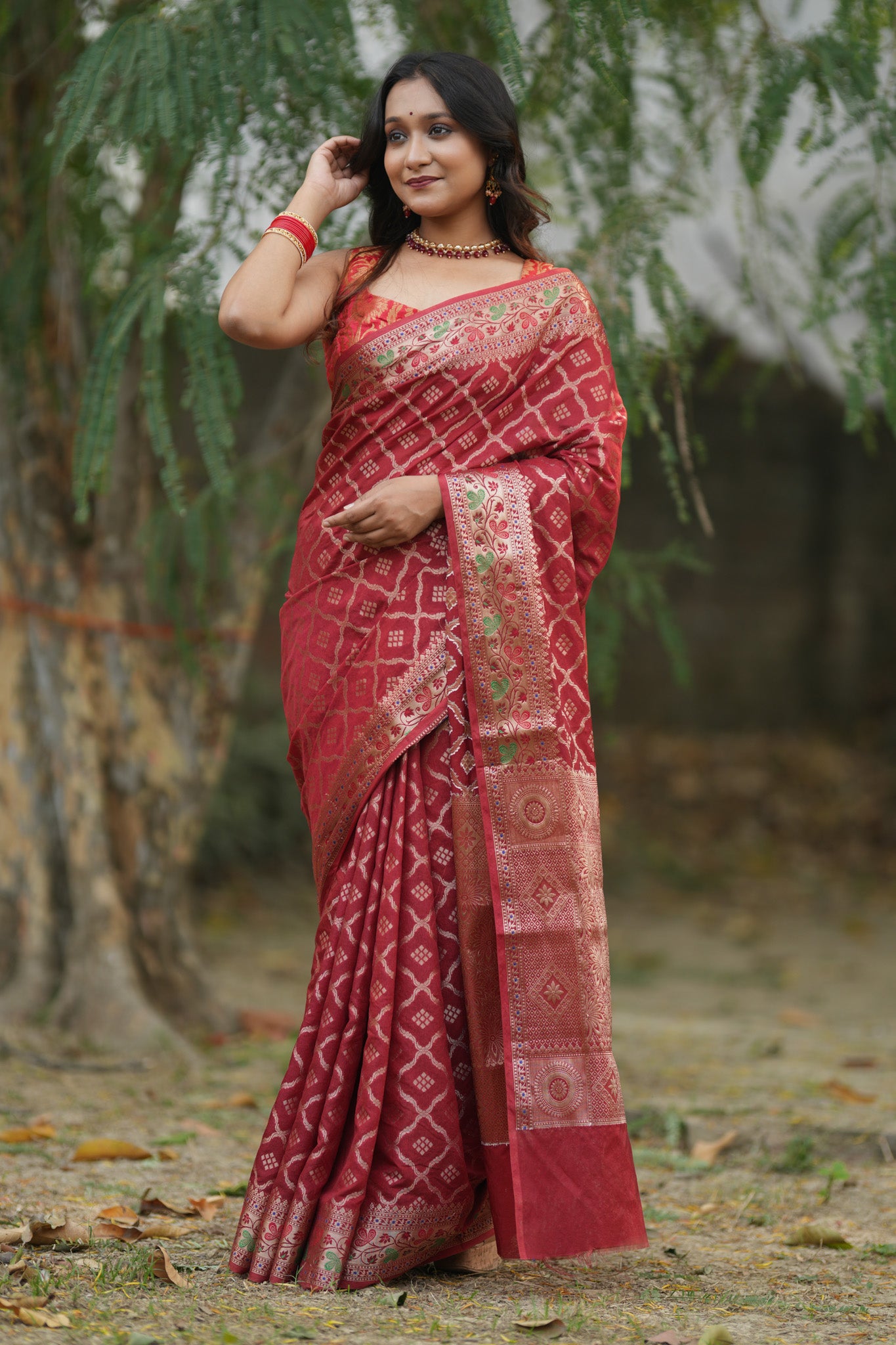 Banarasi Cotton Silk Saree With Zari Weaving & Meena Border-Red