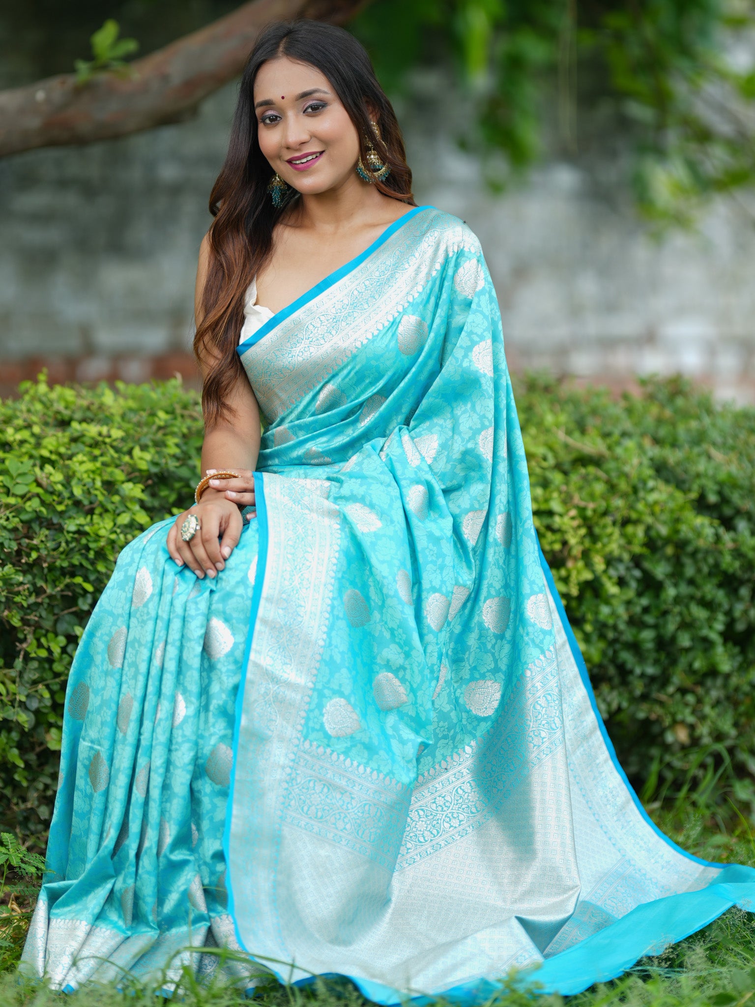 Banarasi Art Katan Silk Saree With Zari Buta Weaving & Tanchoi Weaving-Aqua Blue