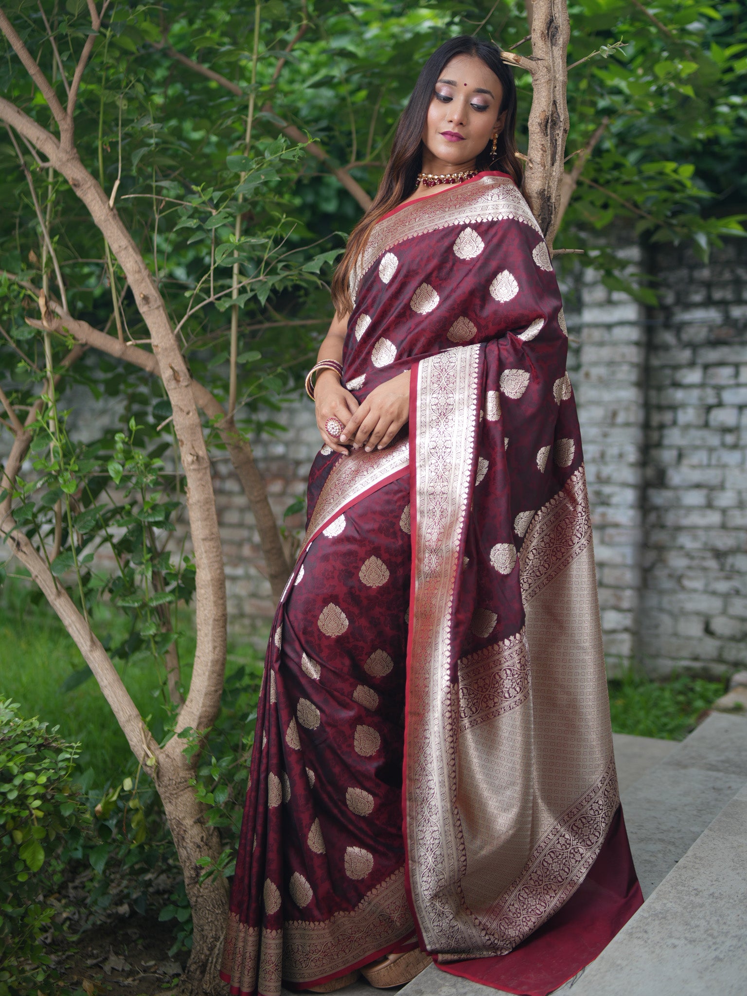 Banarasi Art Katan Silk Saree With Zari Buta Weaving & Tanchoi Weaving- Wine
