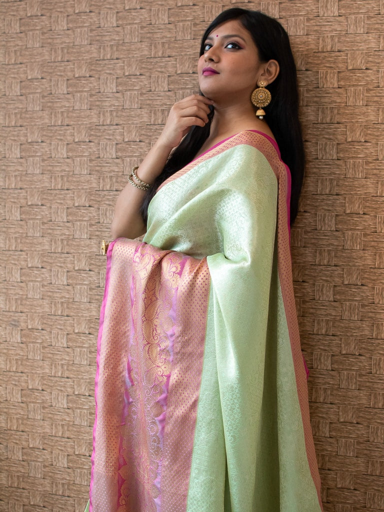 Banarasi Kora Muslin Saree With Tanchoi Weaving & Contrast Border-Mint Green