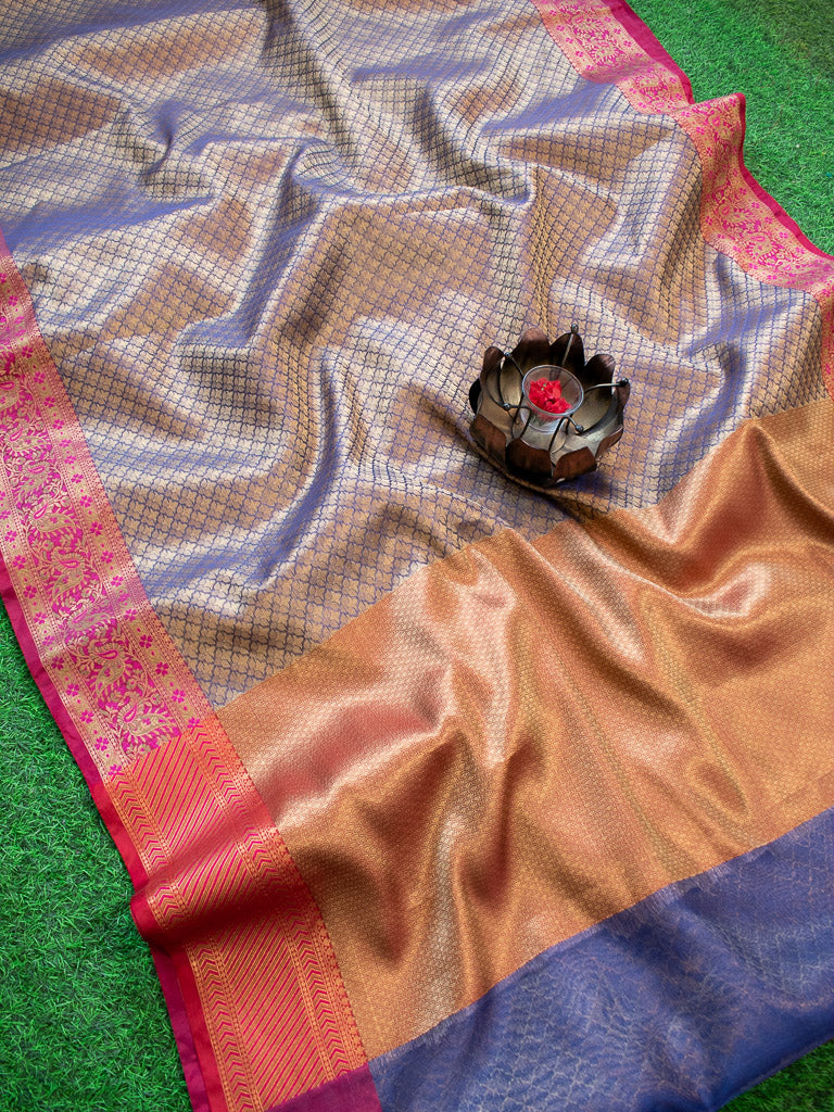 Banarasi Kora Muslin Saree With Tanchoi Weaving & Contrast Border