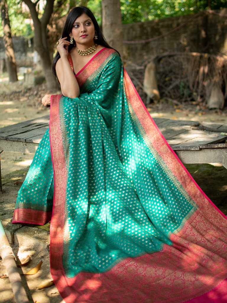 Banarasi Pure Georgette Saree With Antique Zari Buti Weaving & Contrast Border-Teal & Red