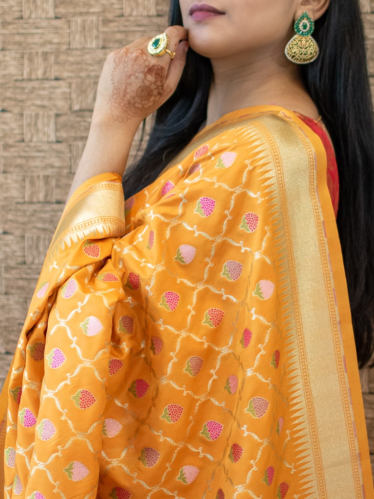 Banarasi Handloom Art Katan Silk Saree With Meena Jaal Weaving-Yellow