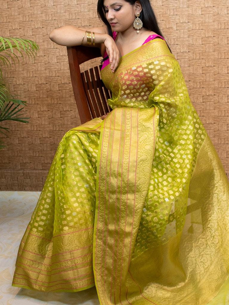 Banarasi Kora Saree With Silver Zari Buti Weaving-Green