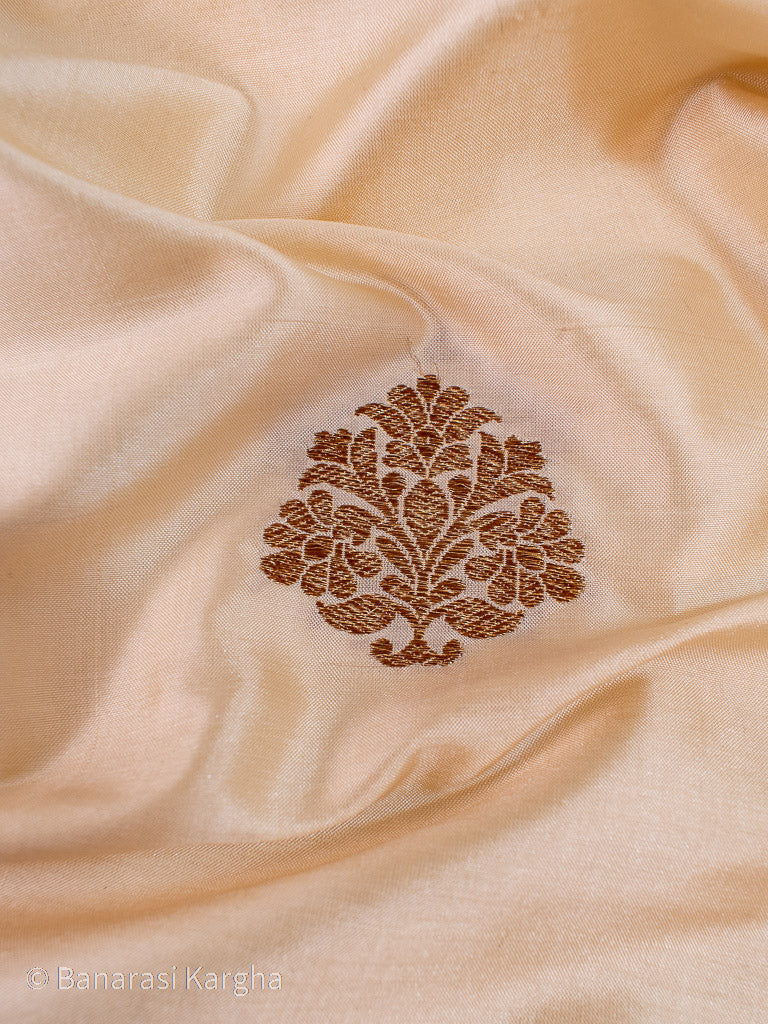 Banarasi Pure Katan Silk Antique Zari Kadhua Buta Weaving Fabric-Cream