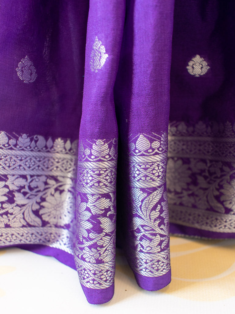 Banarasi Semi Silk Saree With Contrast Floral Weaving Border-Deep Purple