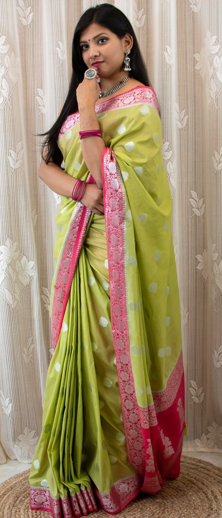 Banarasi Semi Chiffon Saree Silver Zari Buti Weaving & Contrast Border-Green & Pink