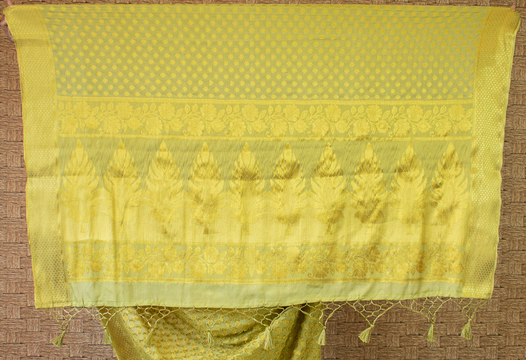 Banarasi Semi Chiffon Saree Gold Zari Buti Weaving-Green