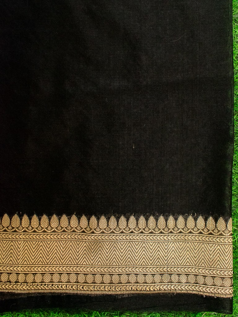 Banarasi Semi Silk Saree With Zari Buti Weaving-Black