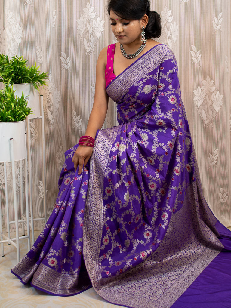 Mauve Dual Zari popular Banarasi Silk Saree For Woman With Intricate Midas Gold And Silver Zari Weaving Party Wear Sarees.