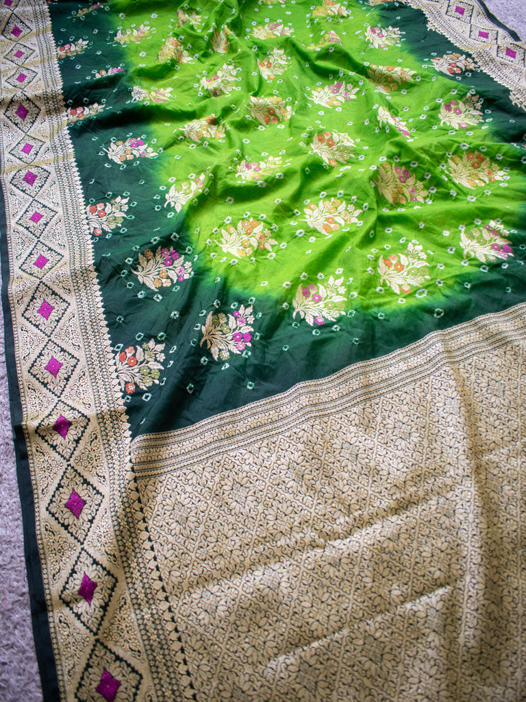 Banarasi Semi Silk Bandhini Saree With Zari Floral Weaving-Green