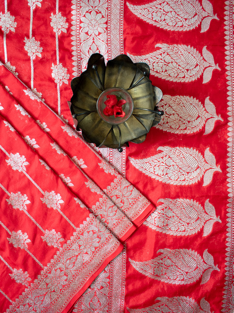 Banarasi Art Katan Silk Saree With Silver Zari Weaving-Red