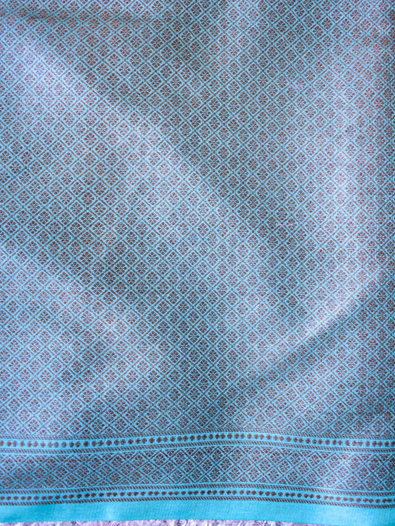 Banarasi Handwoven Pure Dupion Silk Saree With Floral Buta Weaving-Blue