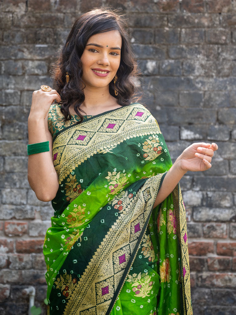 Banarasi Semi Silk Bandhini Saree With Zari Floral Weaving-Green