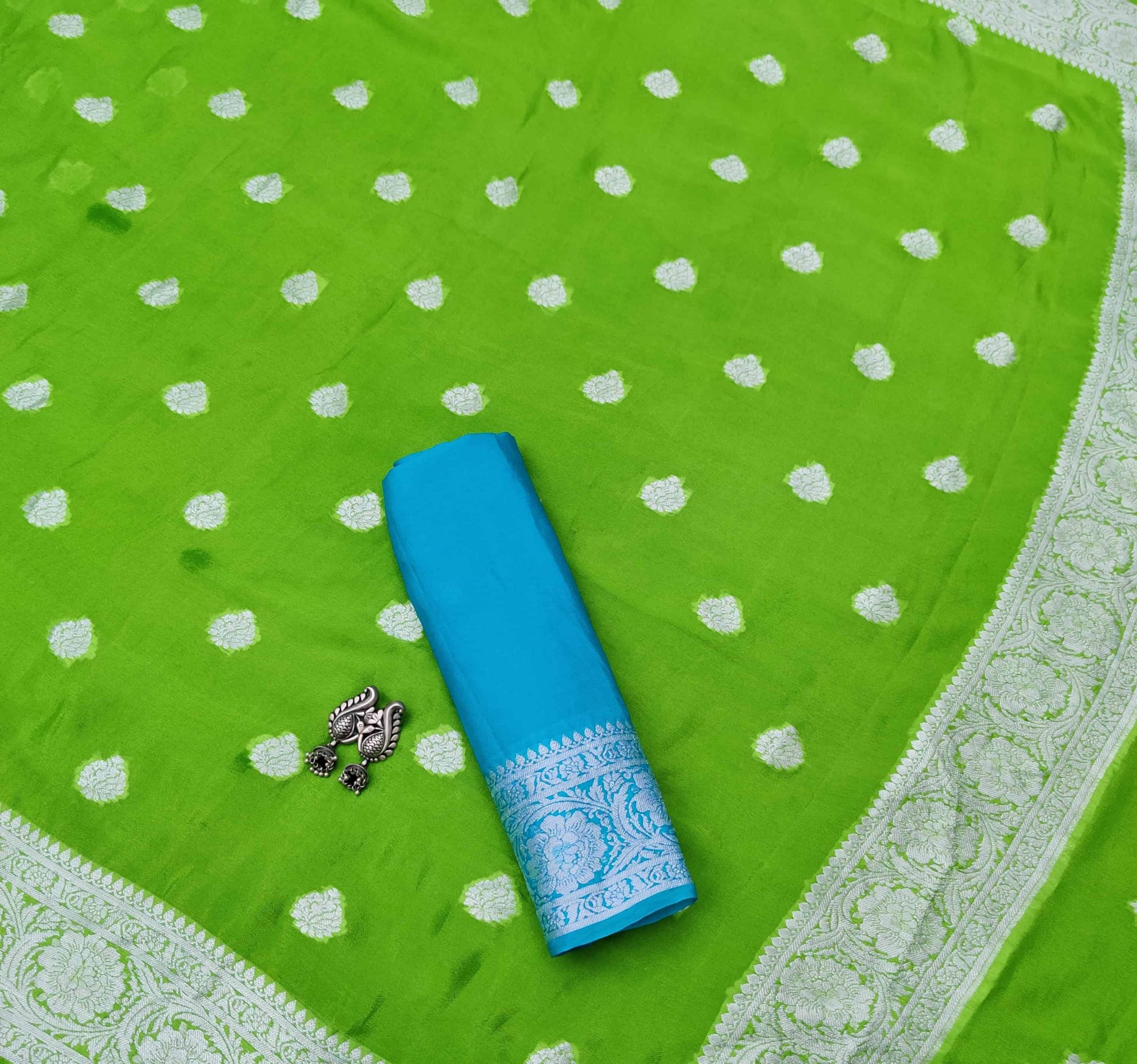 Banarasi Chiffon Saree Silver Zari Weaving-Green