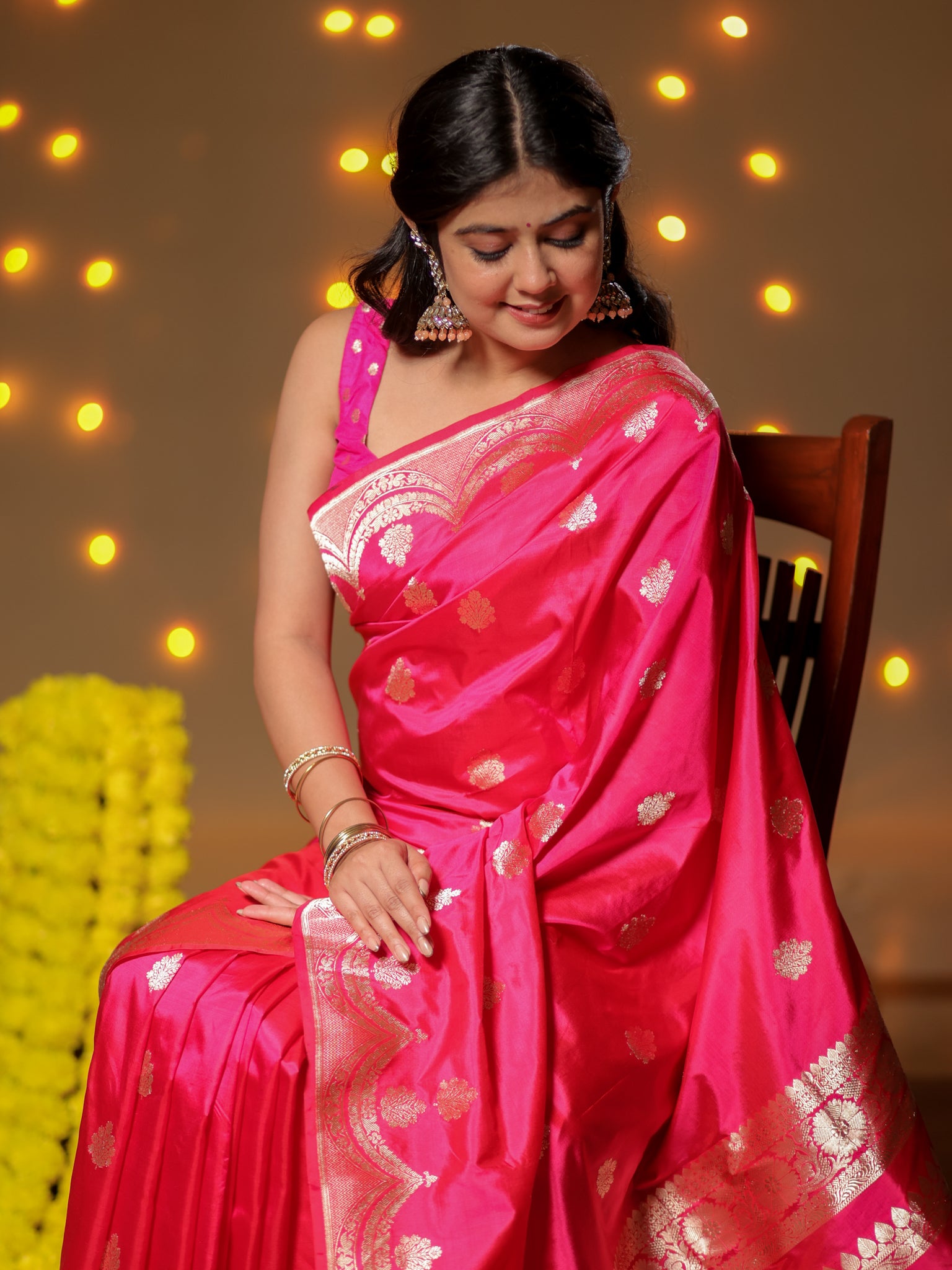 Banarasi Pure Katan Saree With Buti & Border- Pink