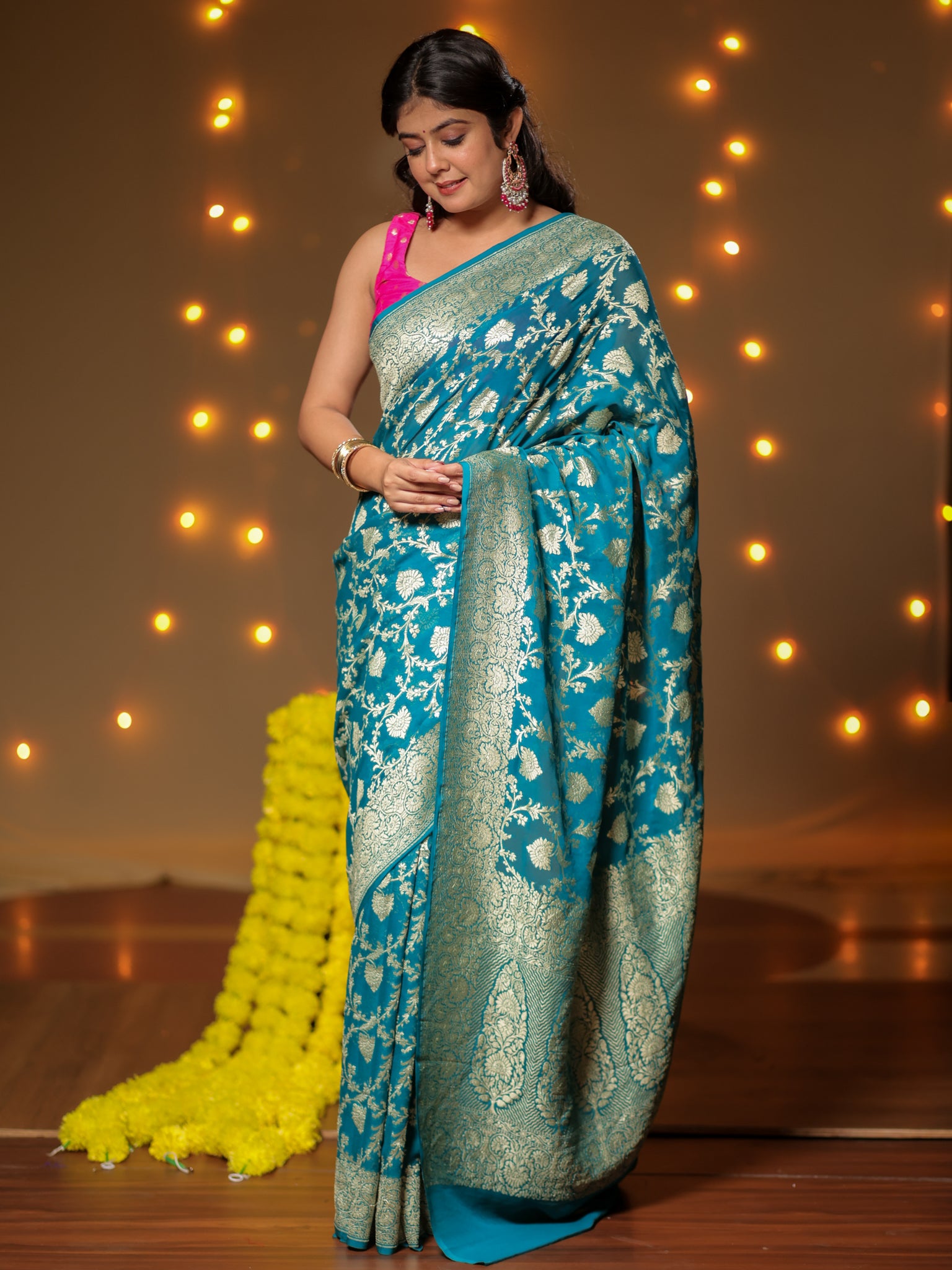 Banarasi Pure Khaddi Georgette Saree With Floral Jaal Zari Weaving- Teal