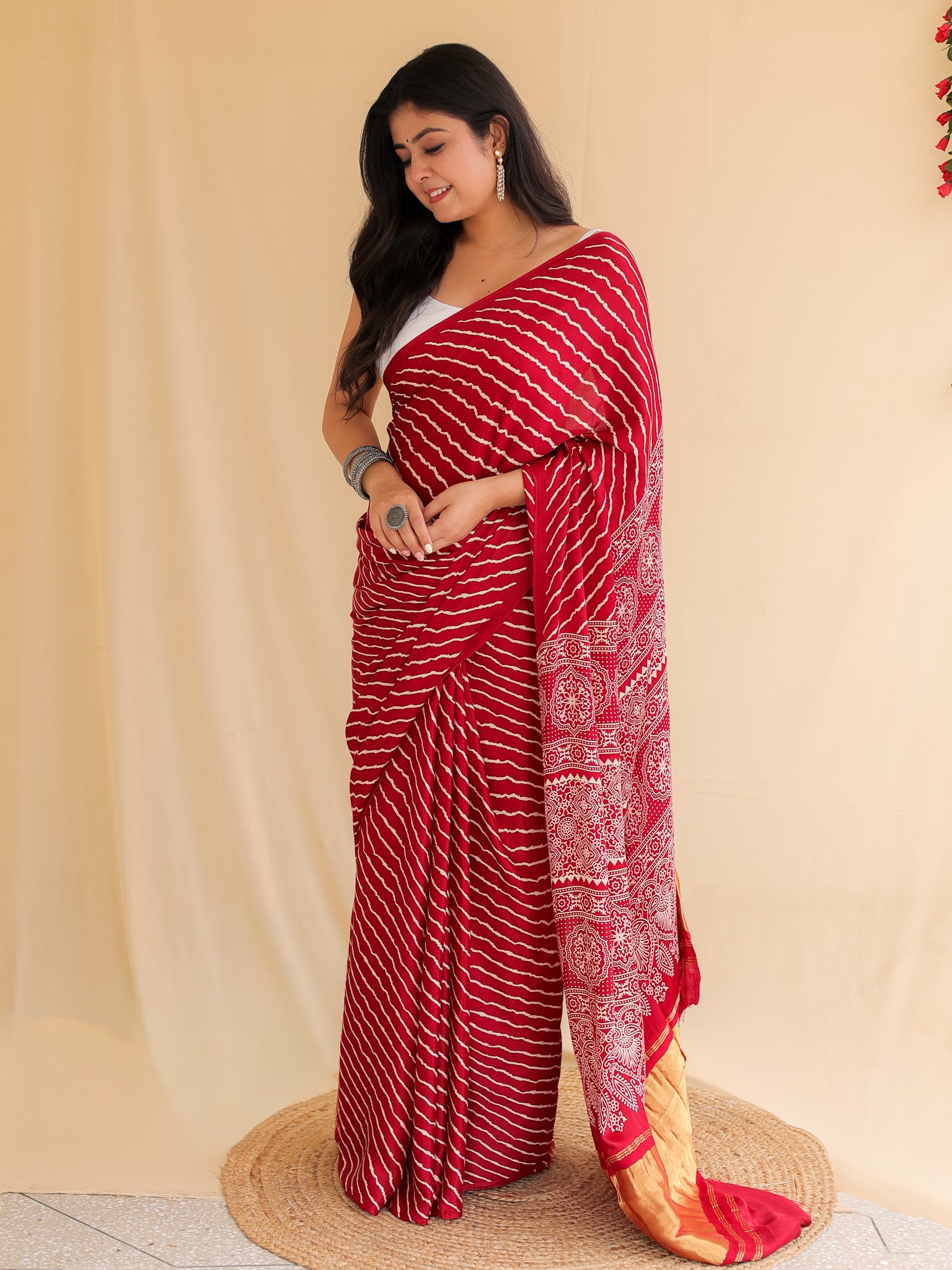Maroon Leheriya Modal Lagdi Patta Saree