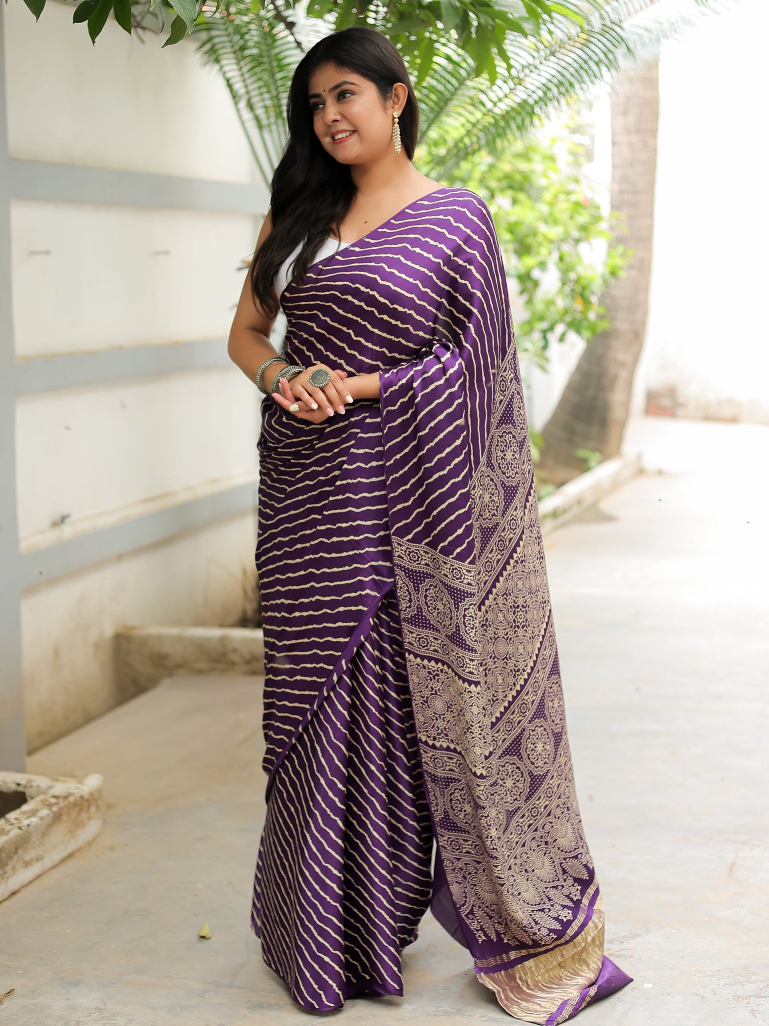 Purple Leheriya Modal Lagdi Patta Saree
