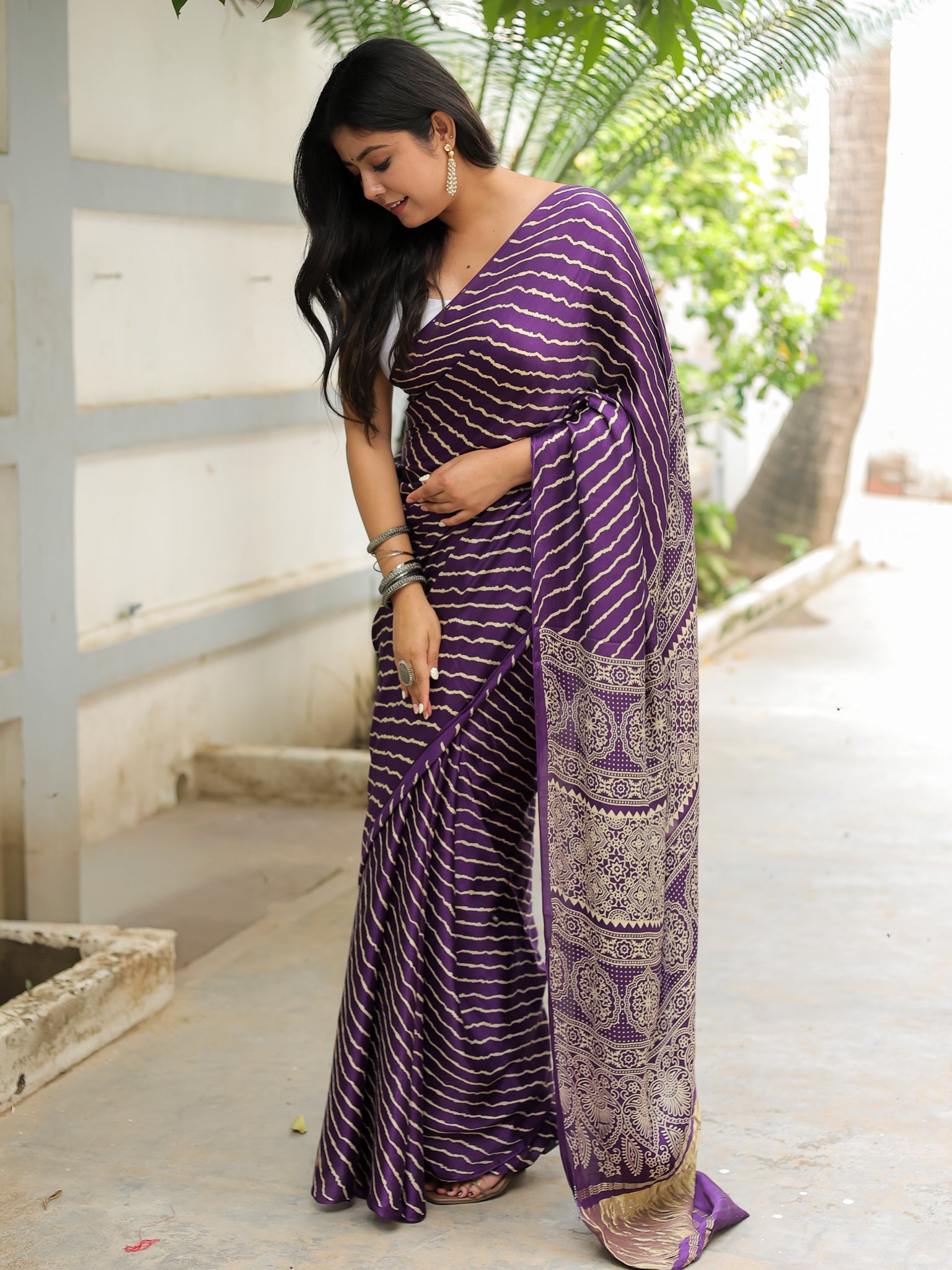 Purple Leheriya Modal Lagdi Patta Saree