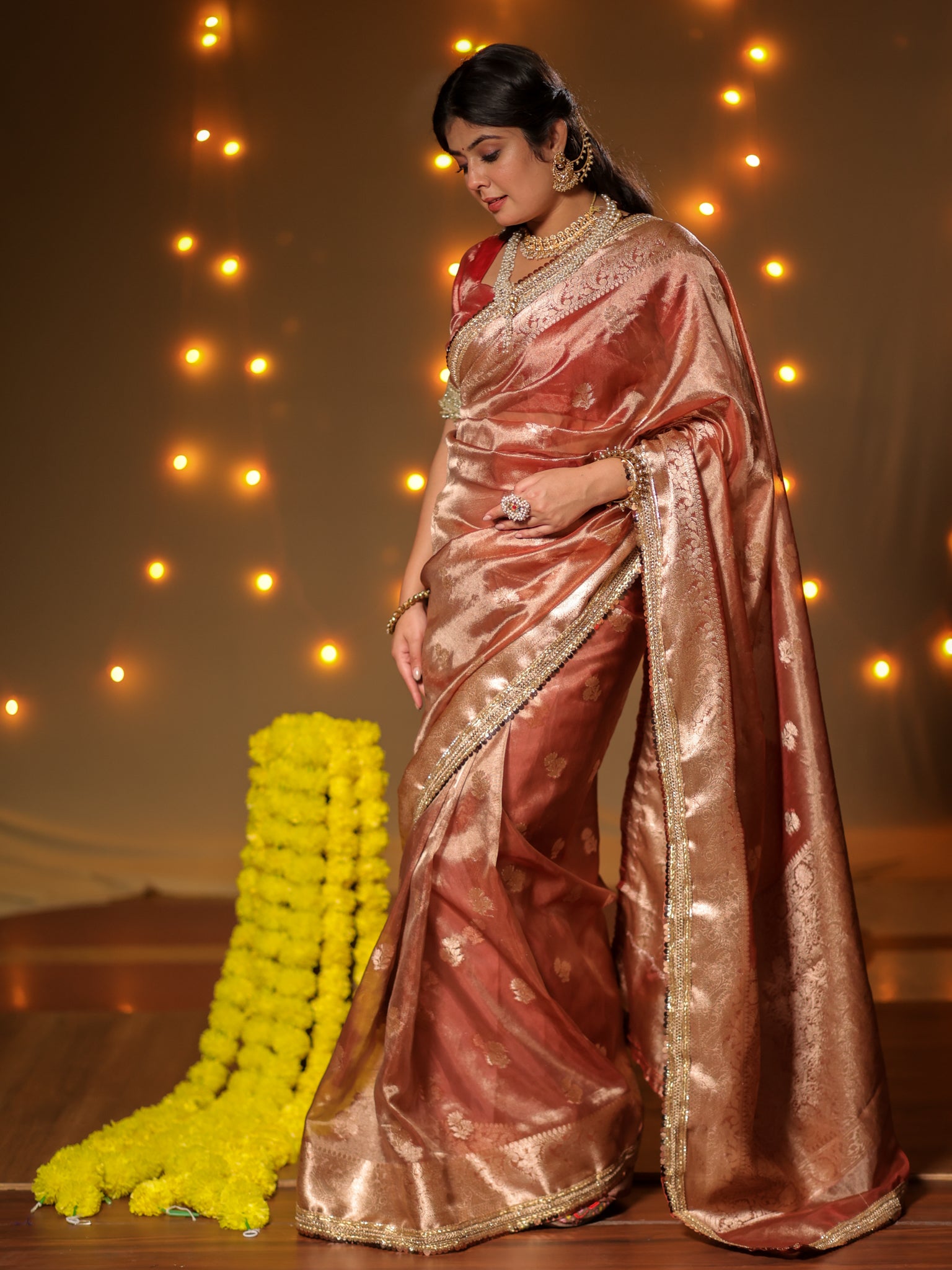 Banarasi Tissue Saree With Buti Weaving & Lace Border - Matallic