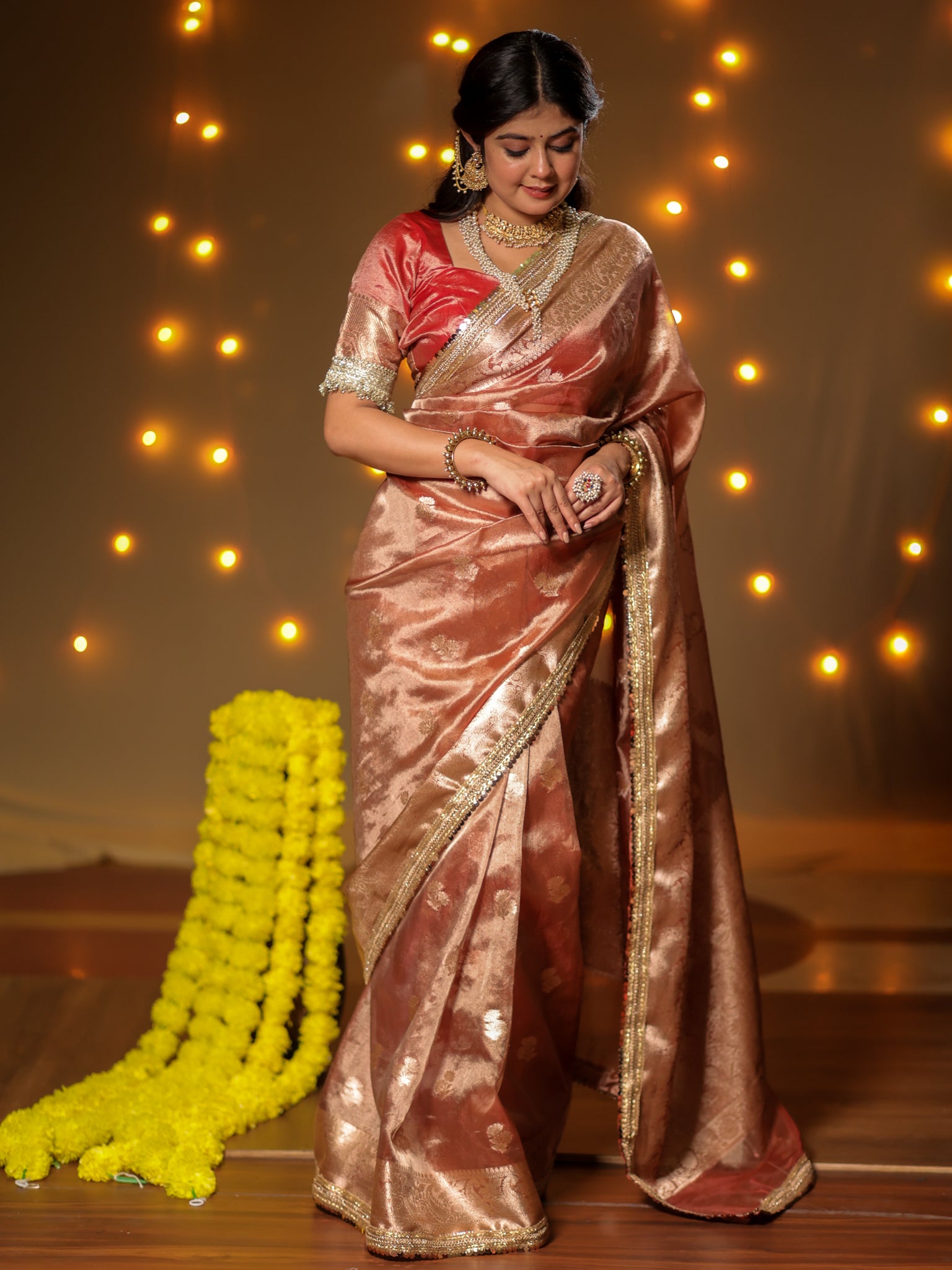 Banarasi Tissue Saree With Buti Weaving & Lace Border - Matallic