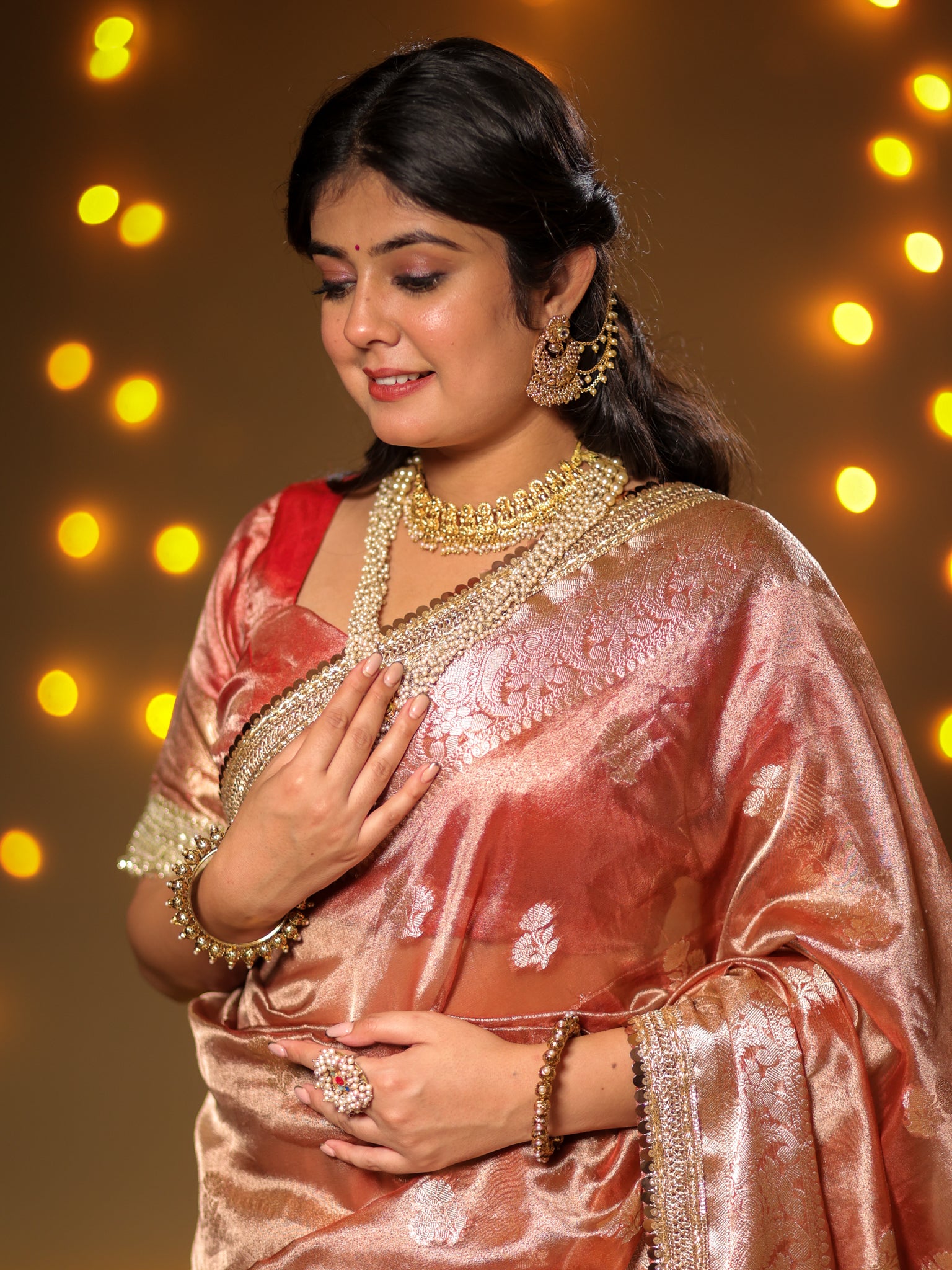 Banarasi Tissue Saree With Buti Weaving & Lace Border - Matallic